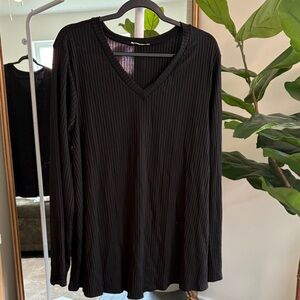 Chic Soul Black Ribbed V-Neck Blouse